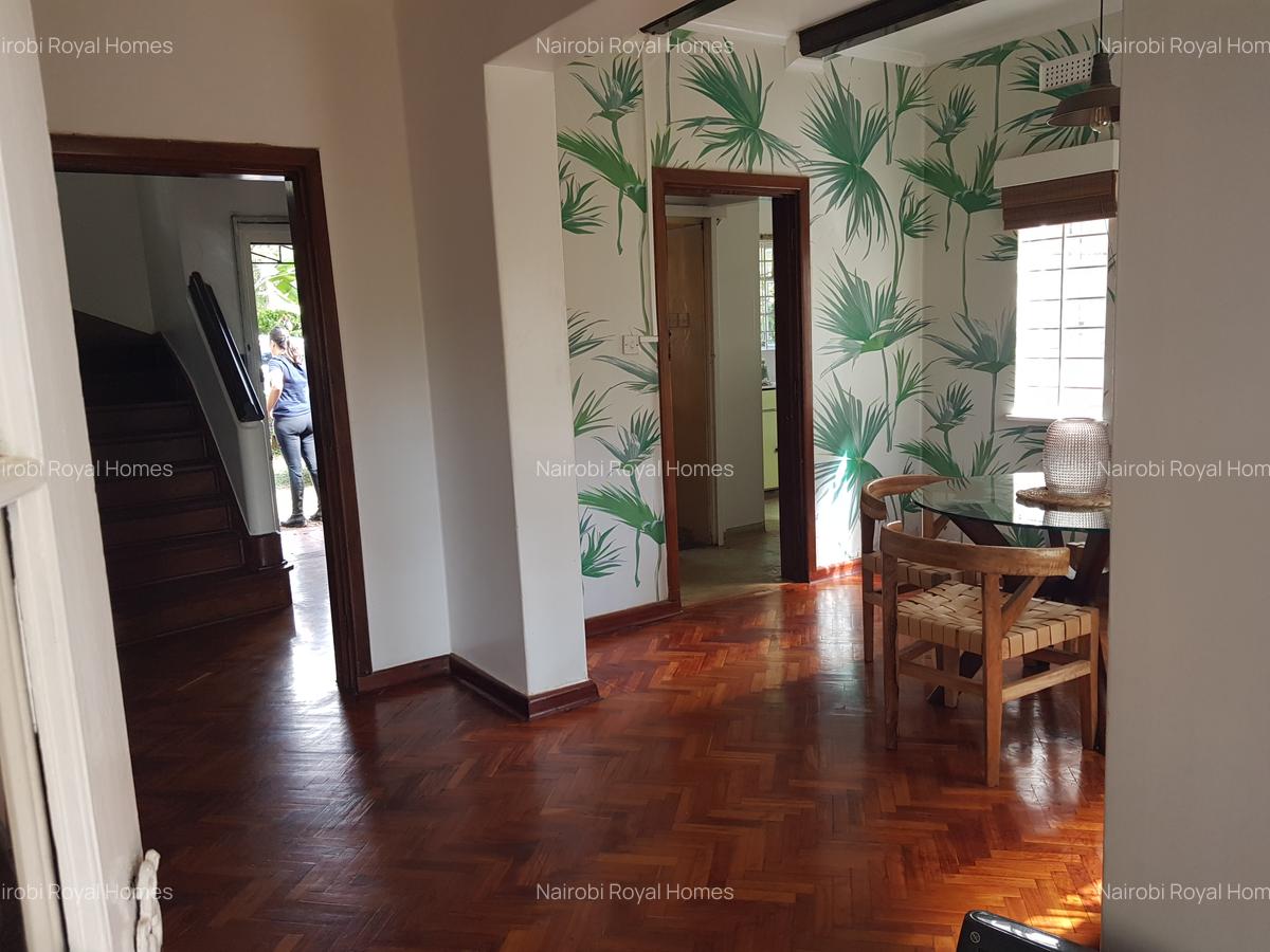 3 Bed House with En Suite at Rosslyn Lone Tree - 8