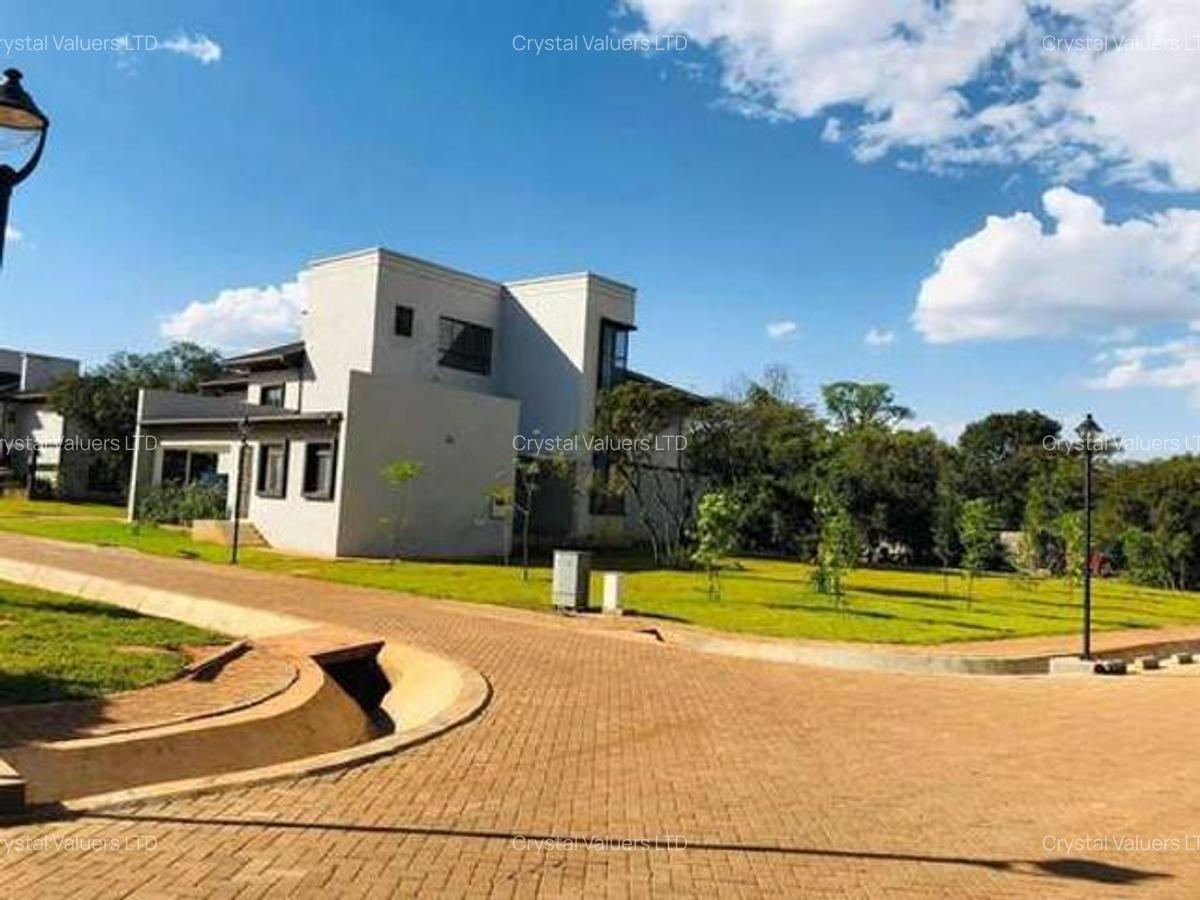 5 Bed Townhouse with En Suite at Ololua Ridge - 10