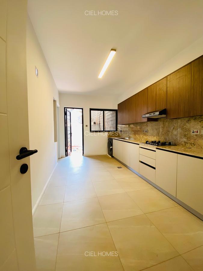 5 Bed Villa with Swimming Pool at Mzima Spring - 14