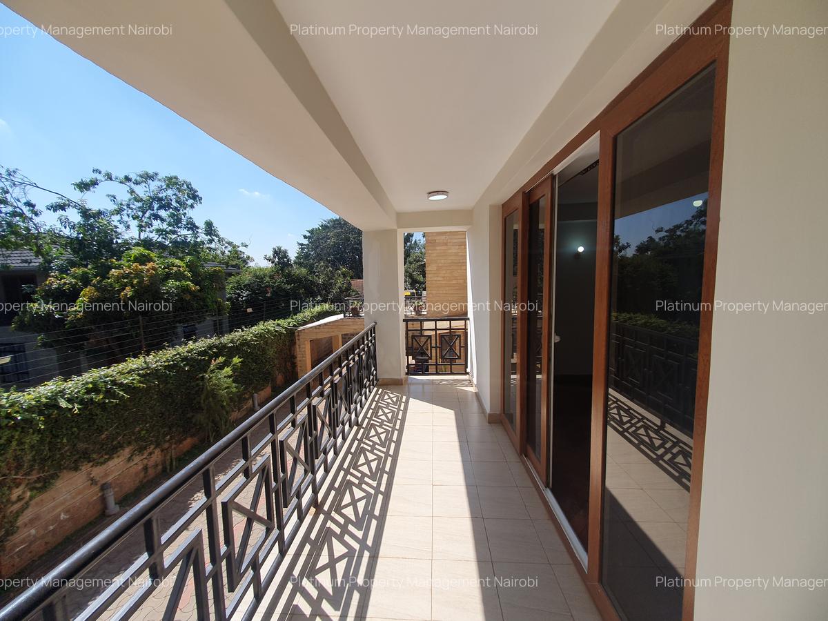 5 Bed House with En Suite at Convent Drive - 14