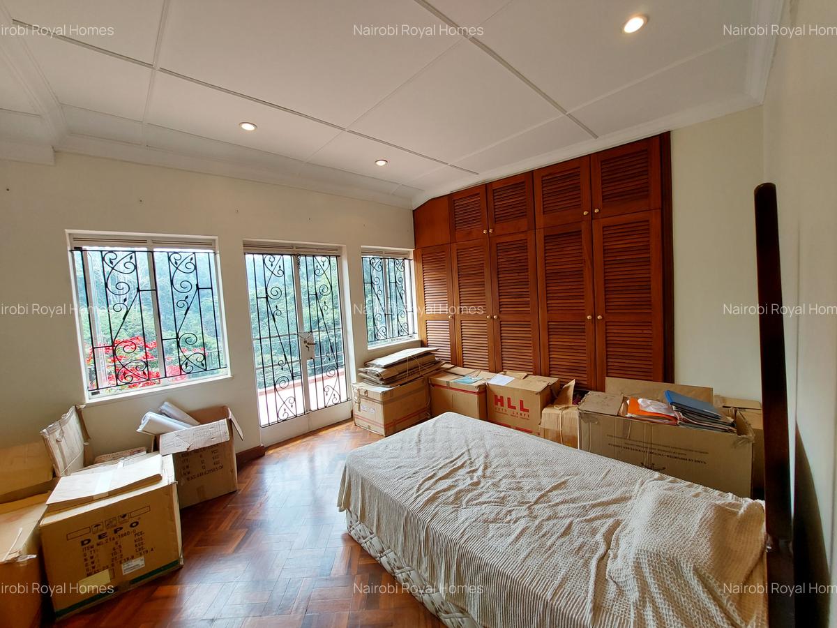5 Bed House with En Suite at Muthaiga Drive - 12