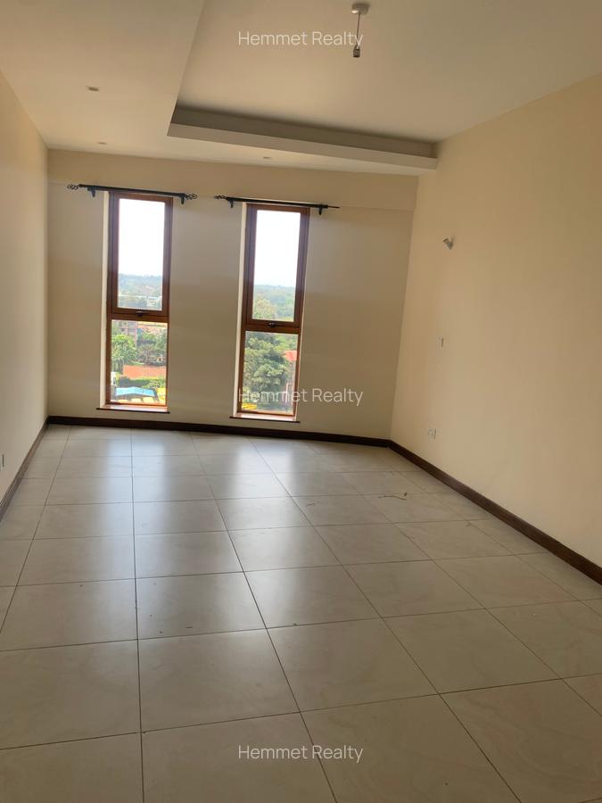 5 Bed Apartment with En Suite in Lavington - 9