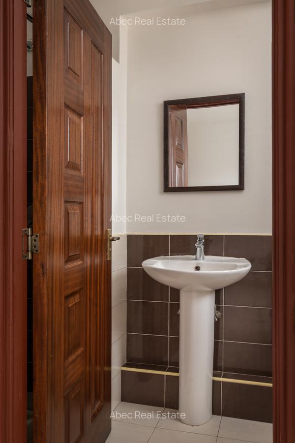 2 Bed Apartment with En Suite at Naivasha Road - 15