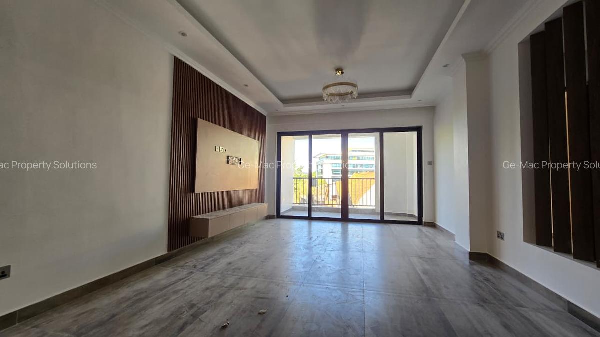 2 Bed Apartment with En Suite at Brookside - 13