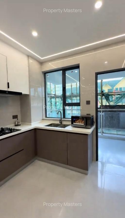 3 Bed Apartment with En Suite at Kilimani Road - 3