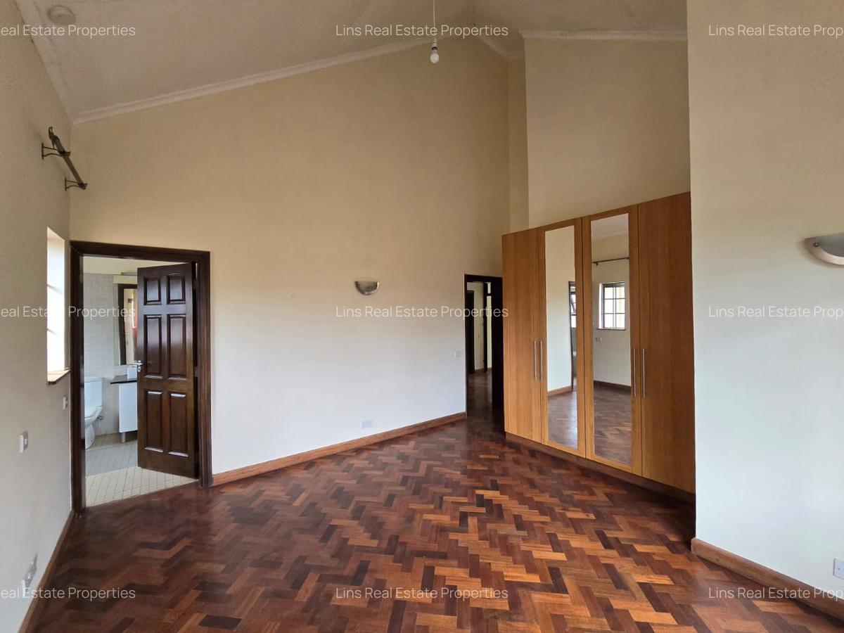 4 Bed Townhouse with En Suite in Runda - 10