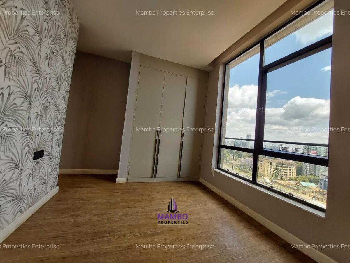 3 Bed Apartment with En Suite at Brookside Drive - 9