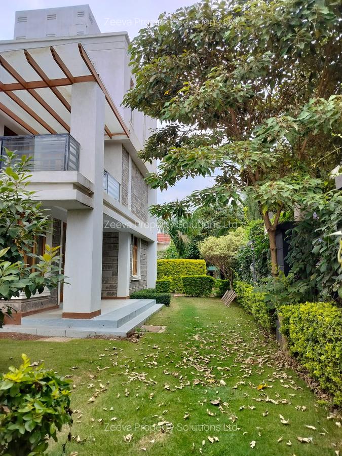 4 Bed House with En Suite in Karen - 3