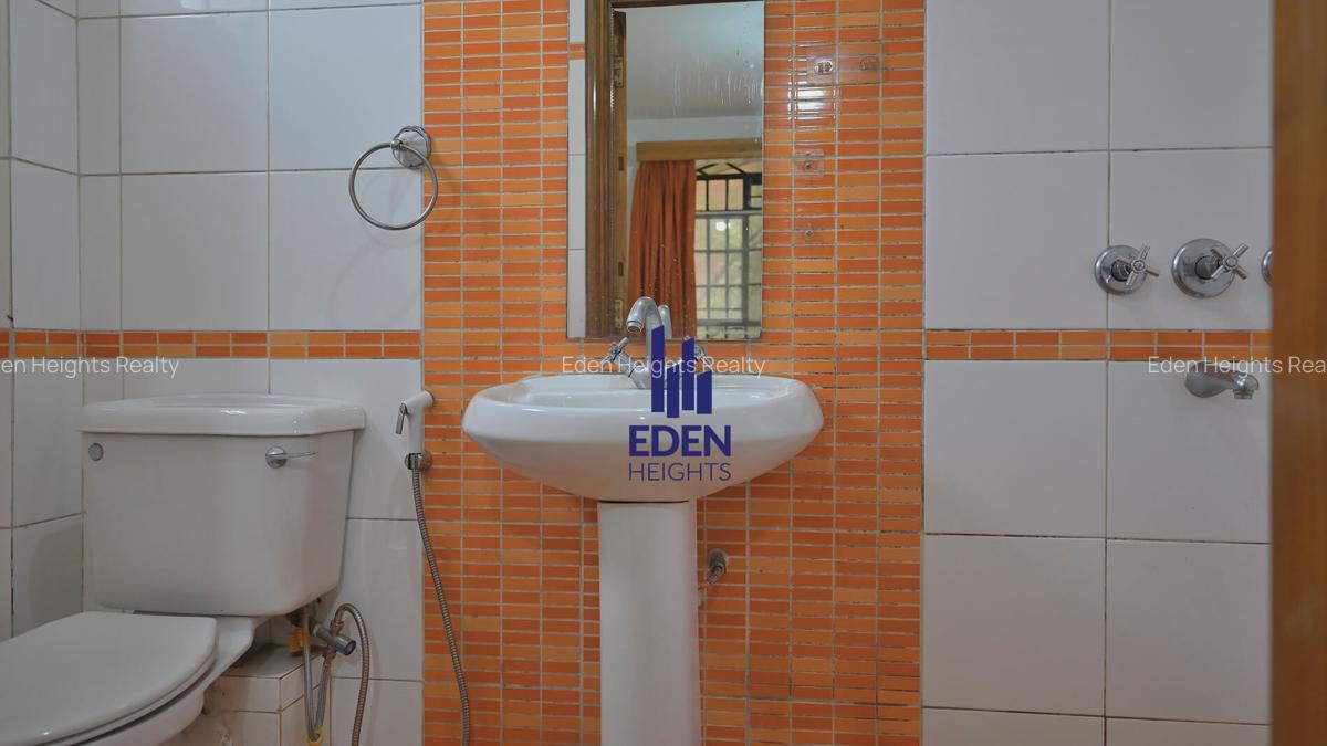 Furnished 3 Bed Apartment with En Suite in Brookside - 11