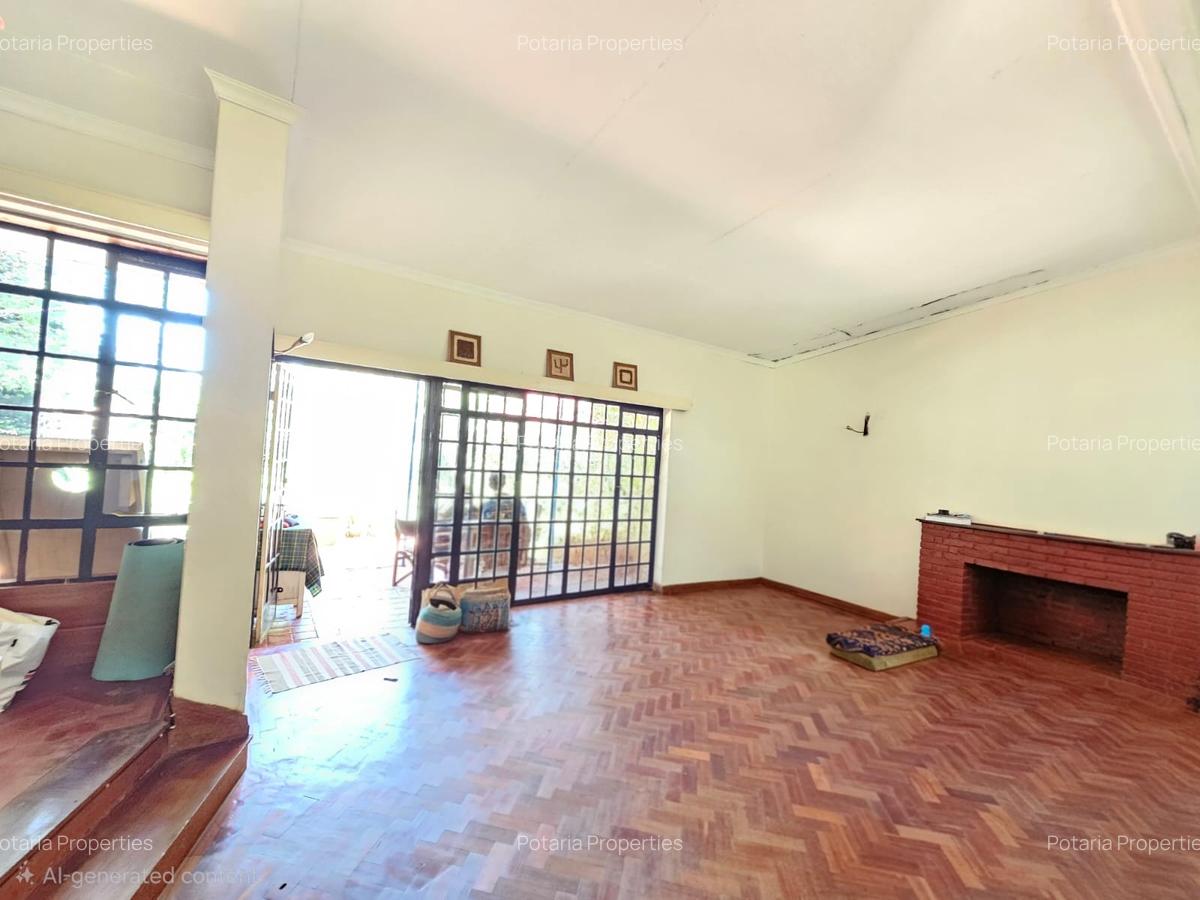 3 Bed House with En Suite in Lavington - 13