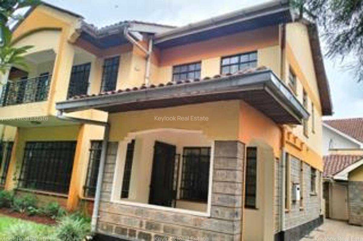 5 Bed Townhouse with En Suite at Lavington Green - 11