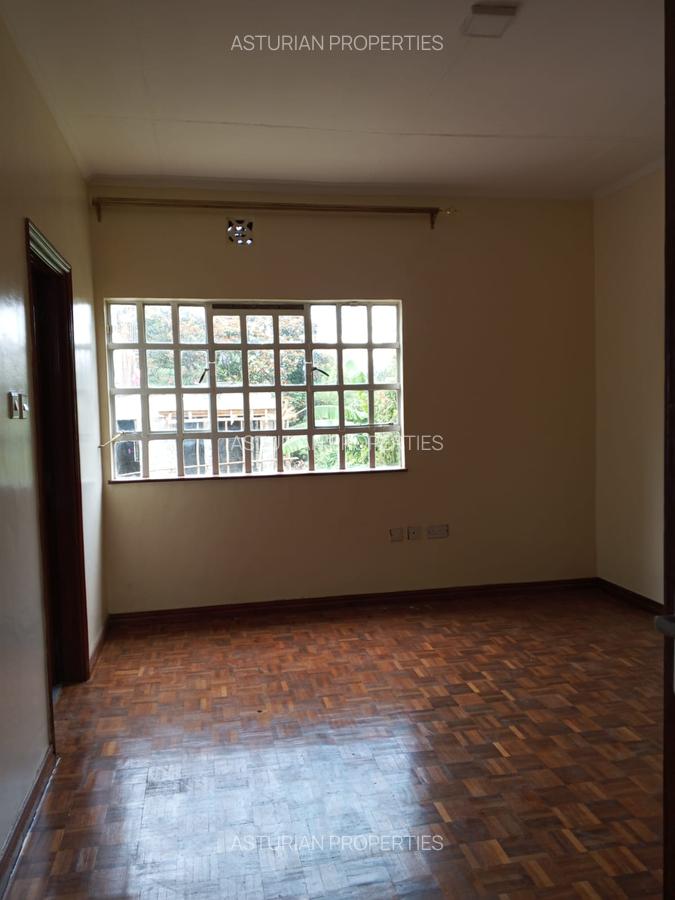 4 Bed Townhouse with En Suite in Karen - 8