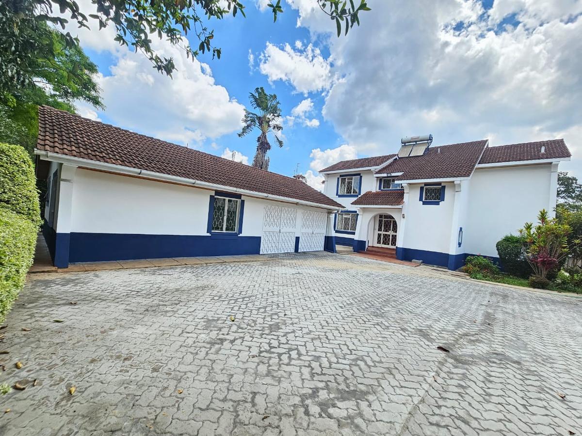 4 Bed House with En Suite in Runda - 3