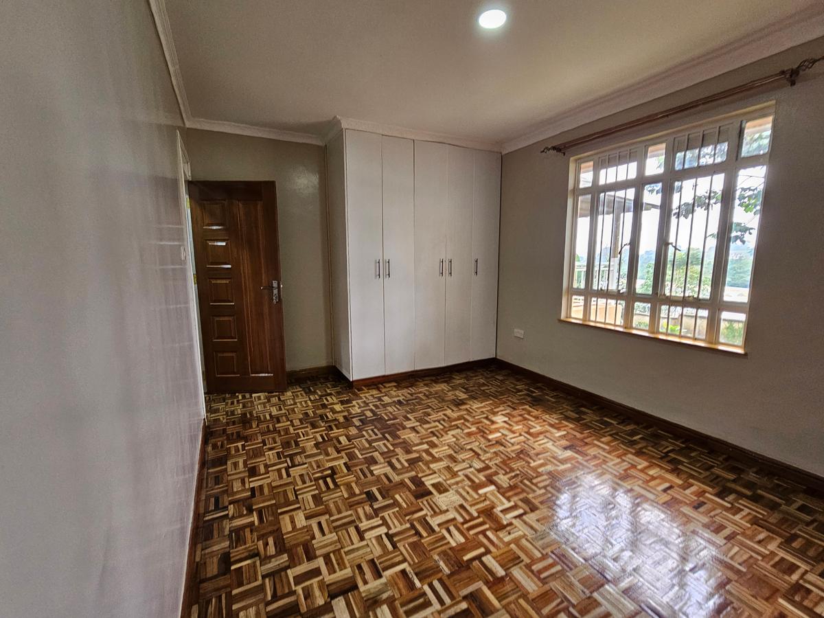 2 Bed House with En Suite at Runda - 17