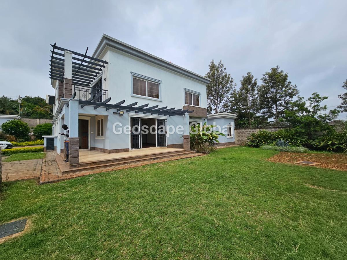 3 Bed House with En Suite in Runda - 14