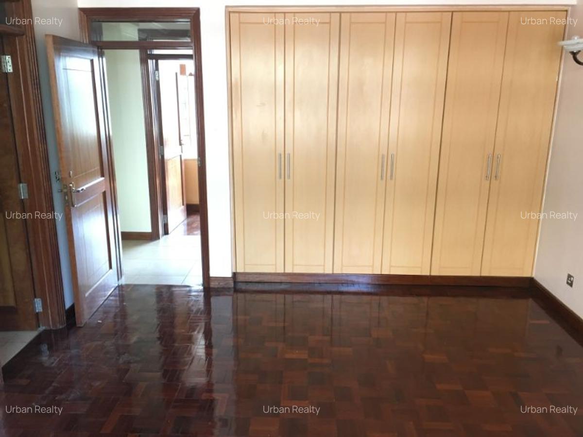 4 Bed Apartment in Westlands Area - 15