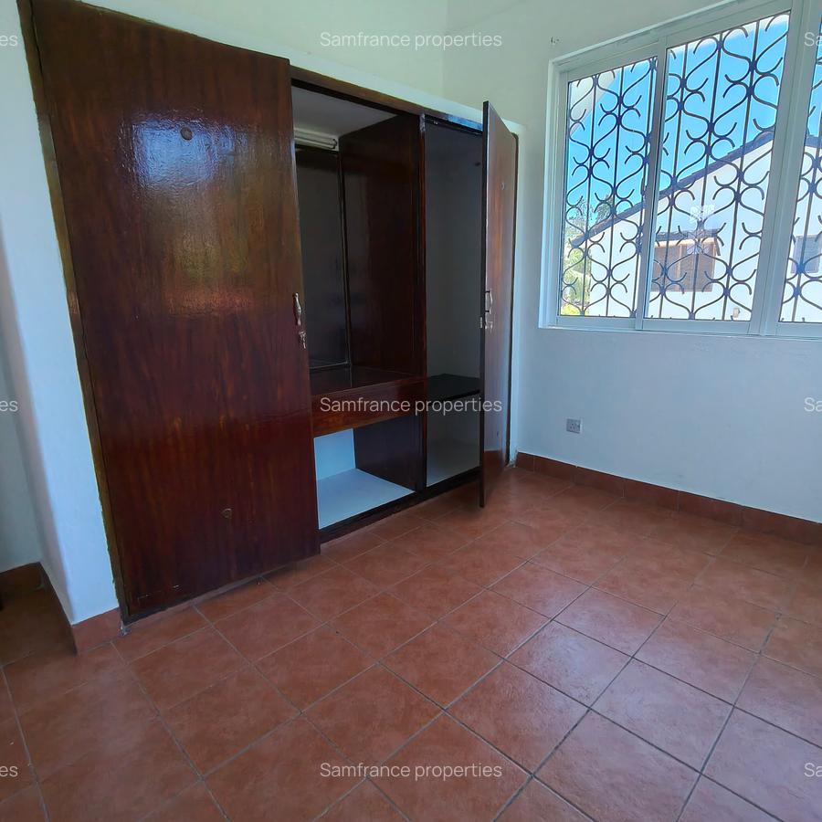 3 Bed Villa with En Suite at Shanzu Water - 5