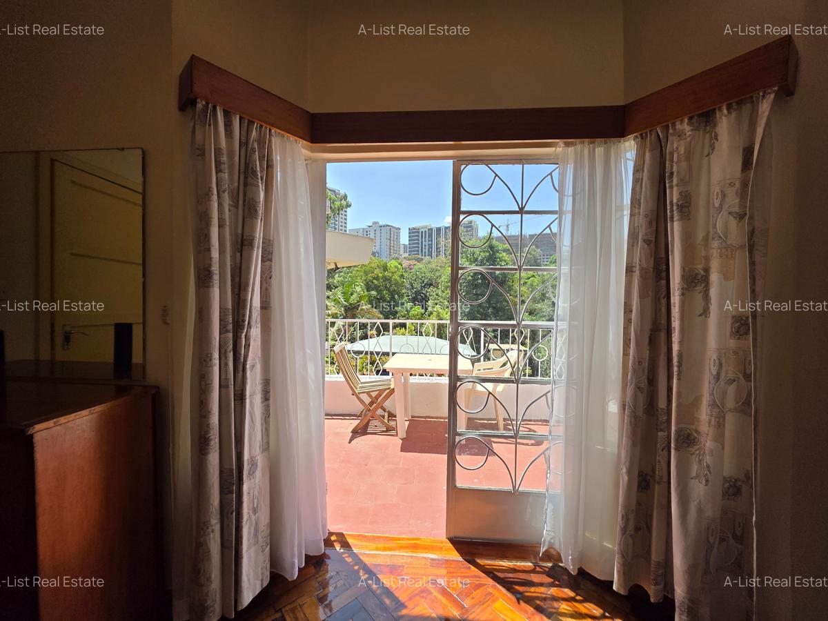 2 Bed Townhouse with En Suite at Twiga Road - 12