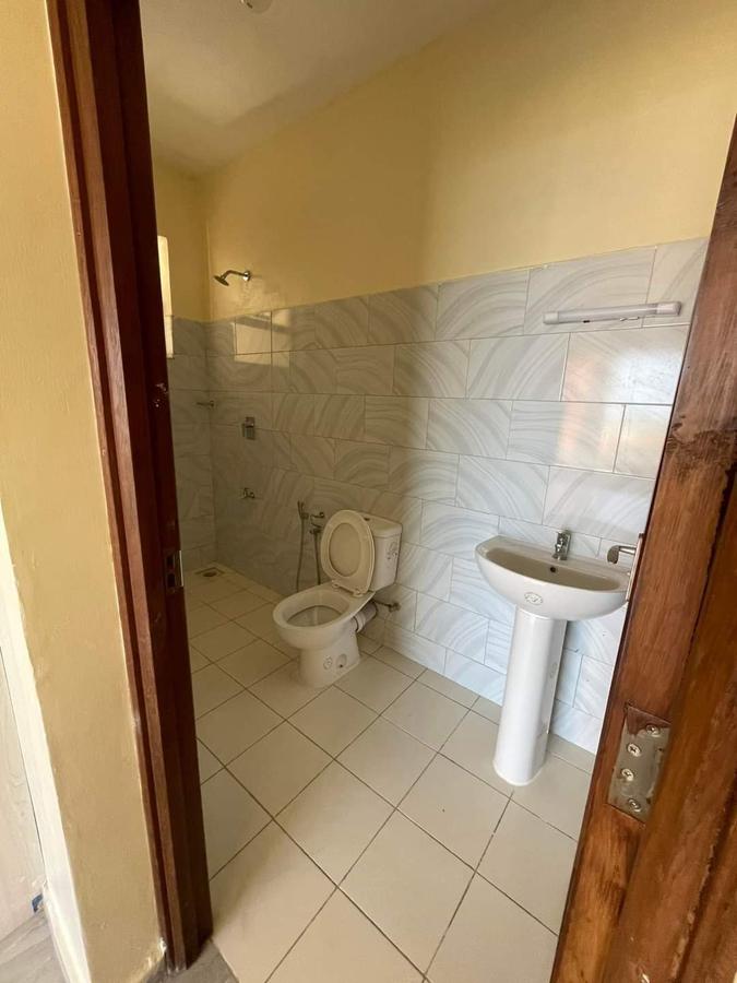 3 Bed Apartment with En Suite at 3Rd Avenue Nyali - 9