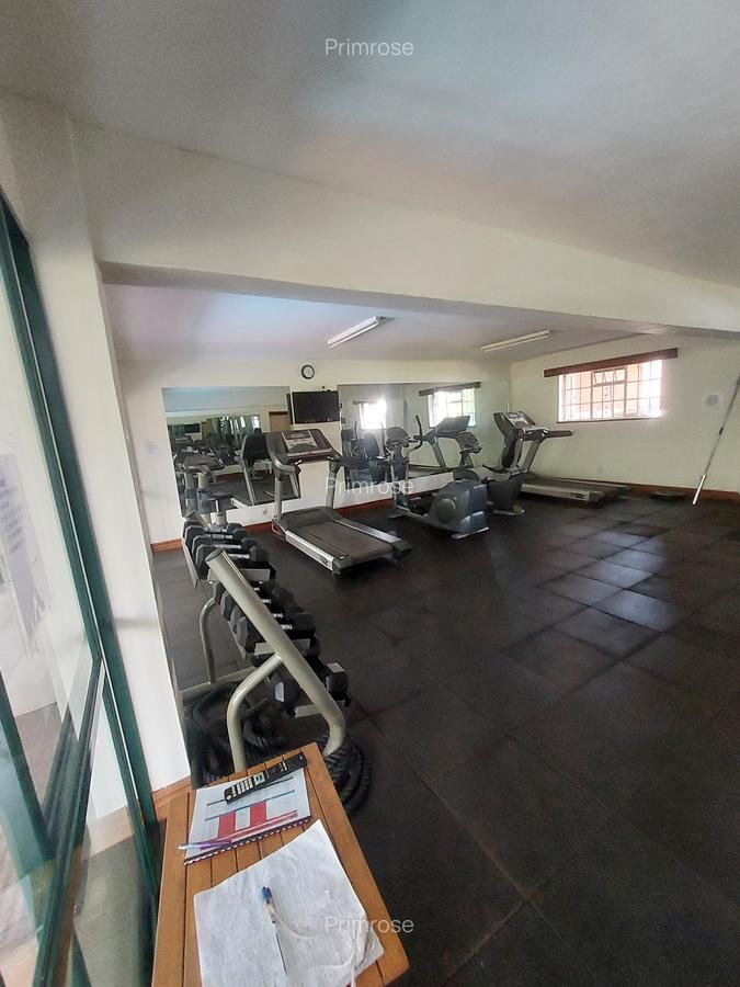 2 Bed Apartment in Riverside - 16