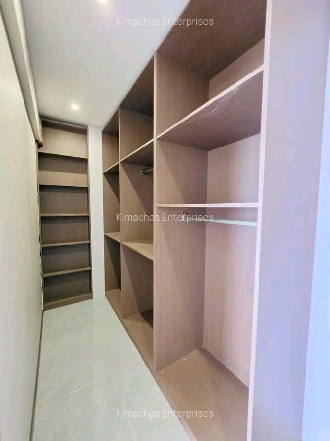 3 Bed Apartment with En Suite at Links Road - 10