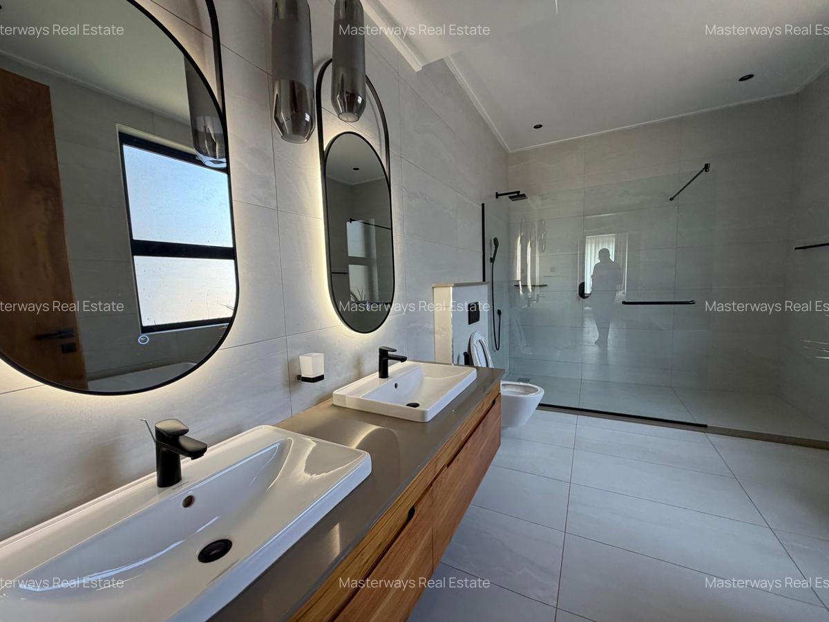 4 Bed Villa with En Suite in Loresho - 4