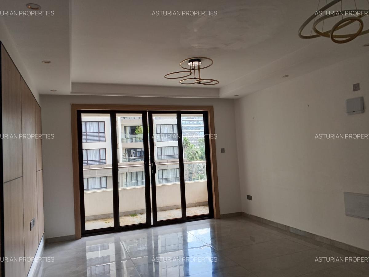 1 Bed Apartment with En Suite in Riverside - 1