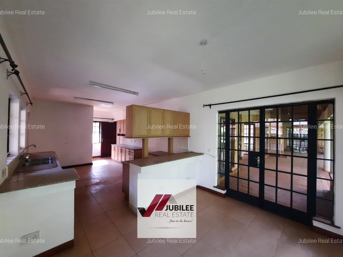 6 Bed Townhouse with En Suite in Lower Kabete - 13