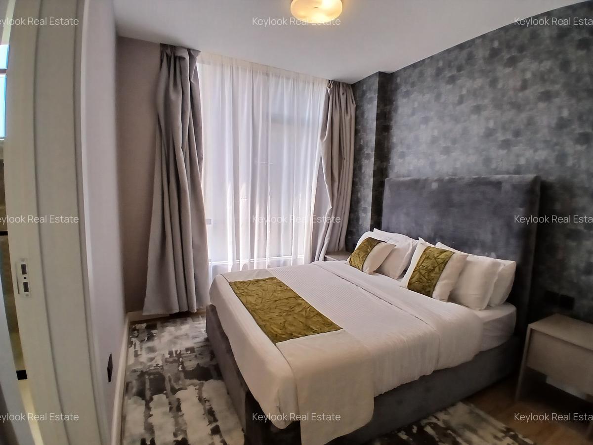 Serviced 3 Bed Apartment with En Suite at Brookside Close - 14