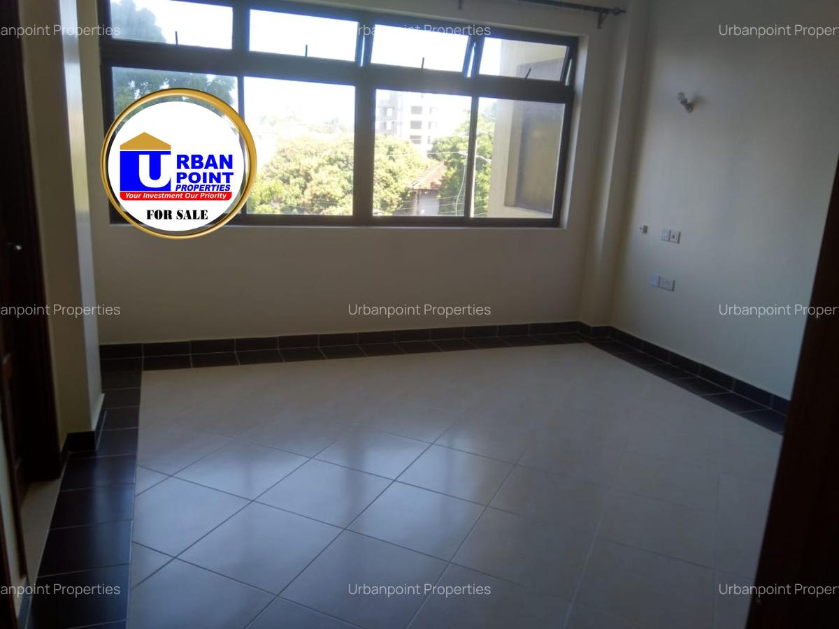 3 Bed Apartment with En Suite in Kizingo - 13