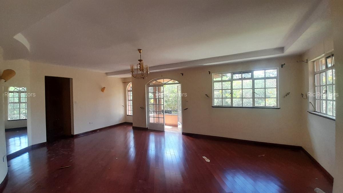 4 Bed Townhouse with En Suite at Miotoni - 10