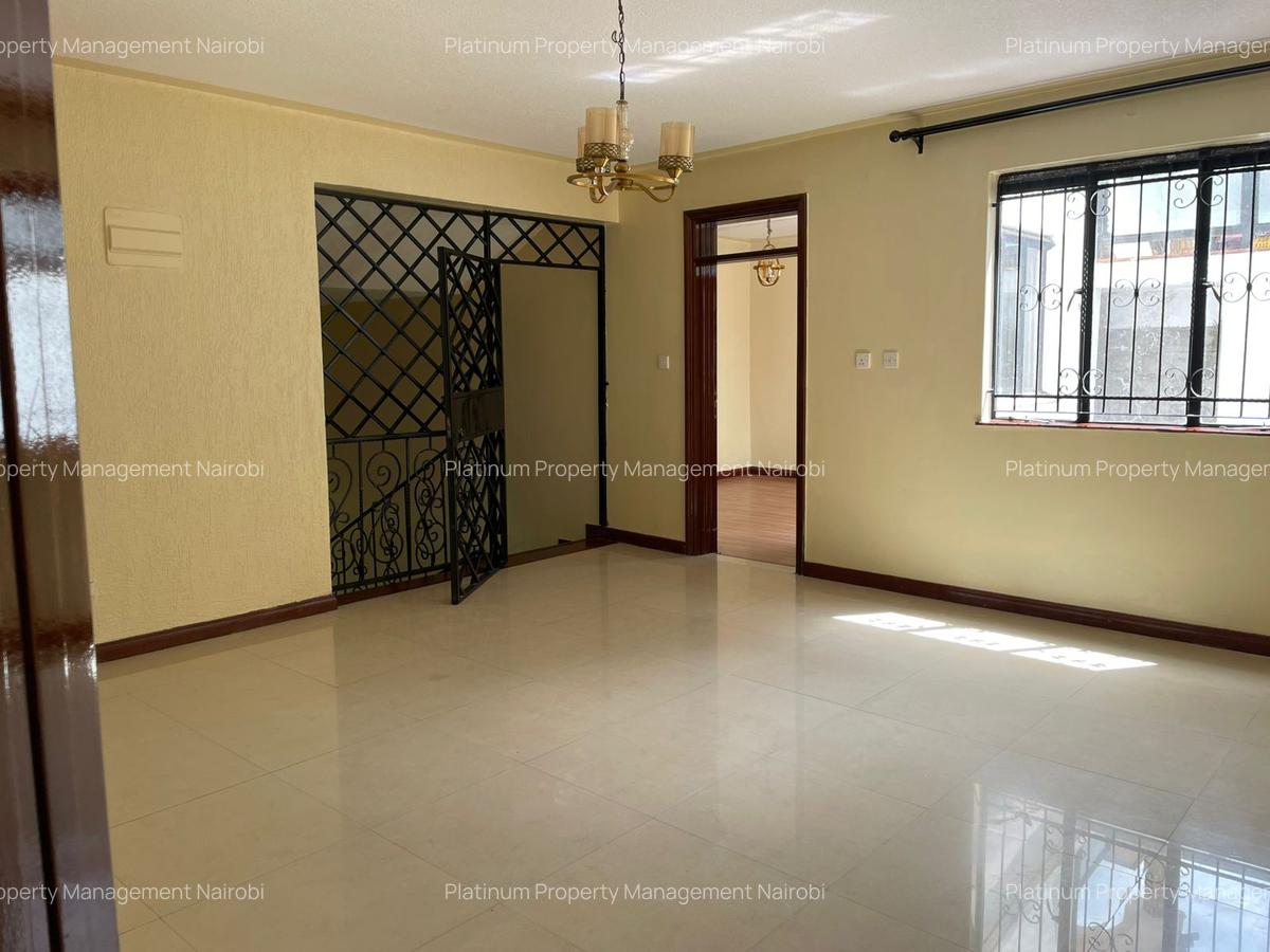 4 Bed House with En Suite at Grevillea Grove - 10