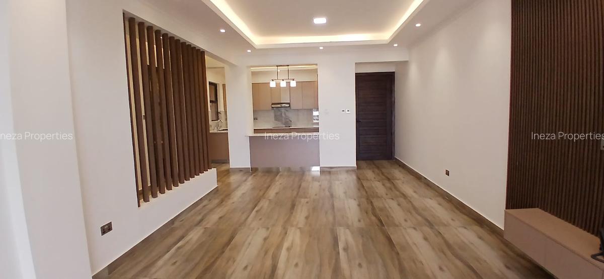 2 Bed Apartment with En Suite in Brookside - 1