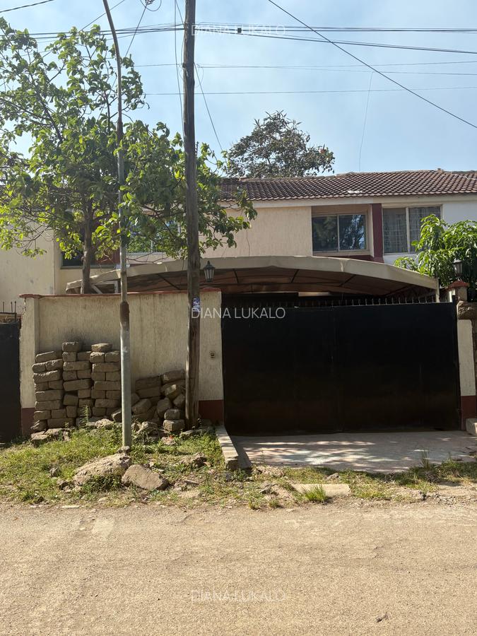 4 Bed Townhouse with En Suite at Greenfield - 4