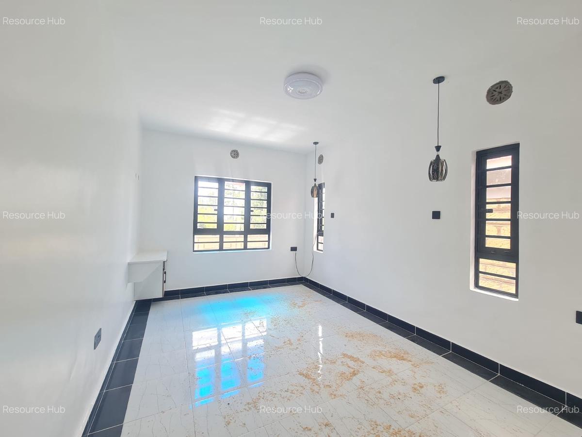 3 Bed Townhouse with En Suite at Olkerie - 11