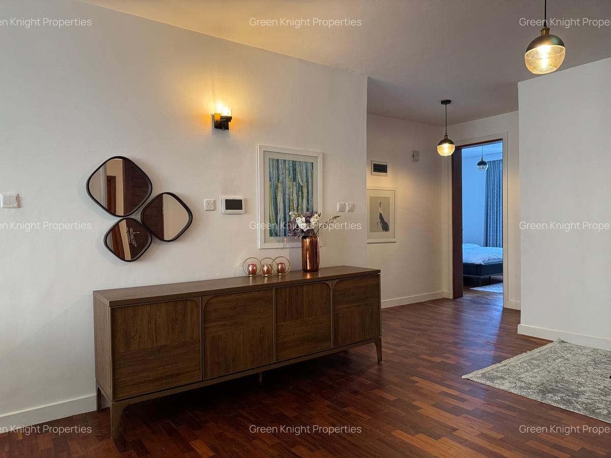 Serviced 2 Bed Apartment with En Suite in Kilimani - 4