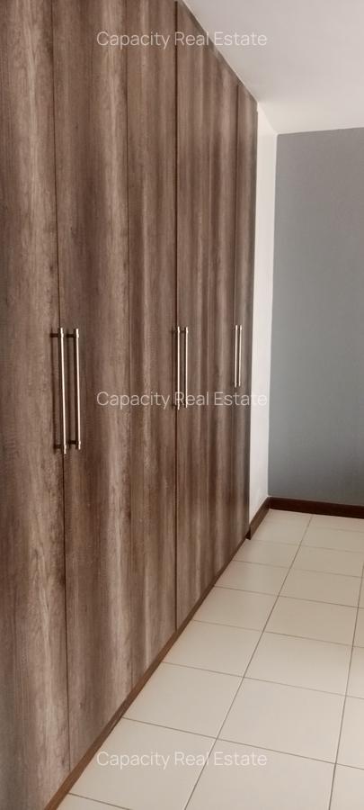 Serviced 2 Bed Apartment with En Suite in Westlands Area - 9
