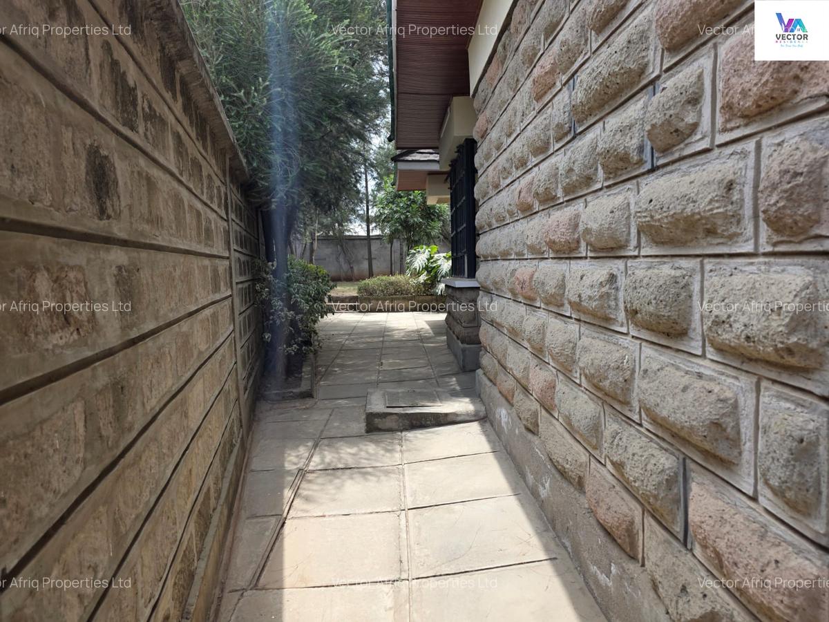 4 Bed House with En Suite in Kitengela - 4