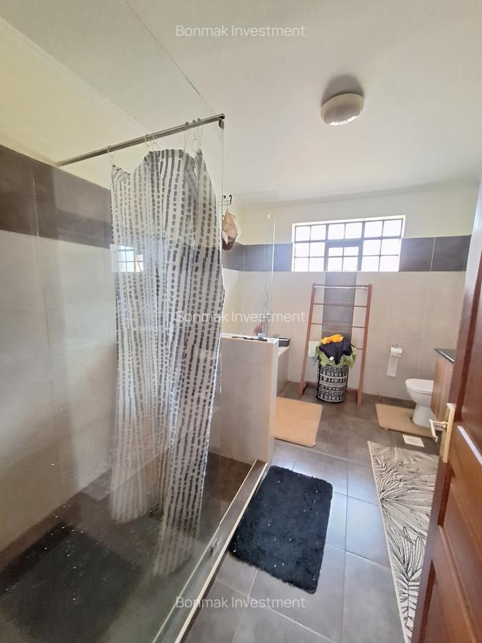 4 Bed Townhouse with En Suite at Isk - 18