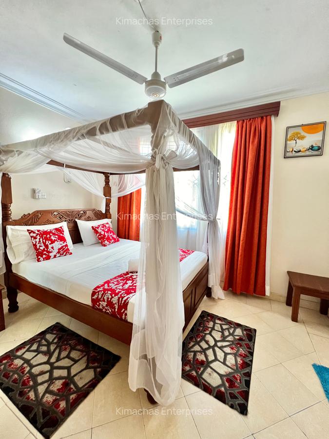 Serviced 3 Bed Apartment with En Suite at Behind Citymall - 6