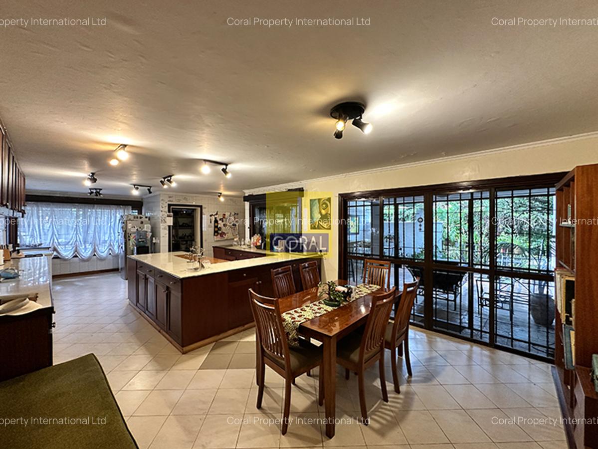 5 Bed House in Runda - 9