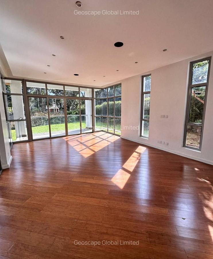 6 Bed House with En Suite in Karen - 2