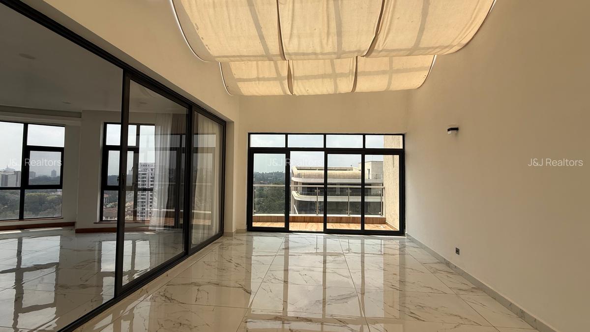 4 Bed Apartment with En Suite in Westlands Area - 4