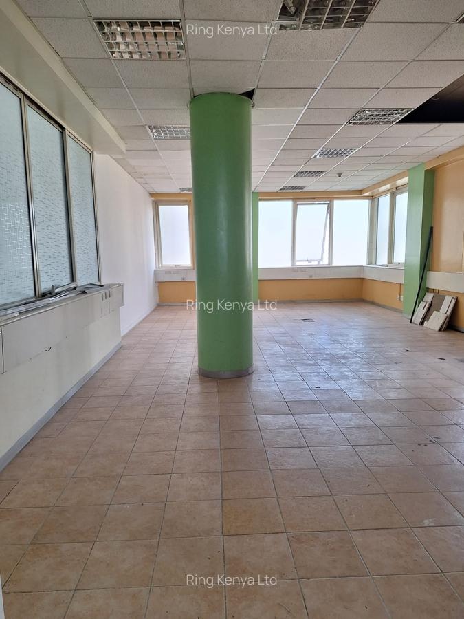 620 ft² Office with Service Charge Included in Kilimani - 3