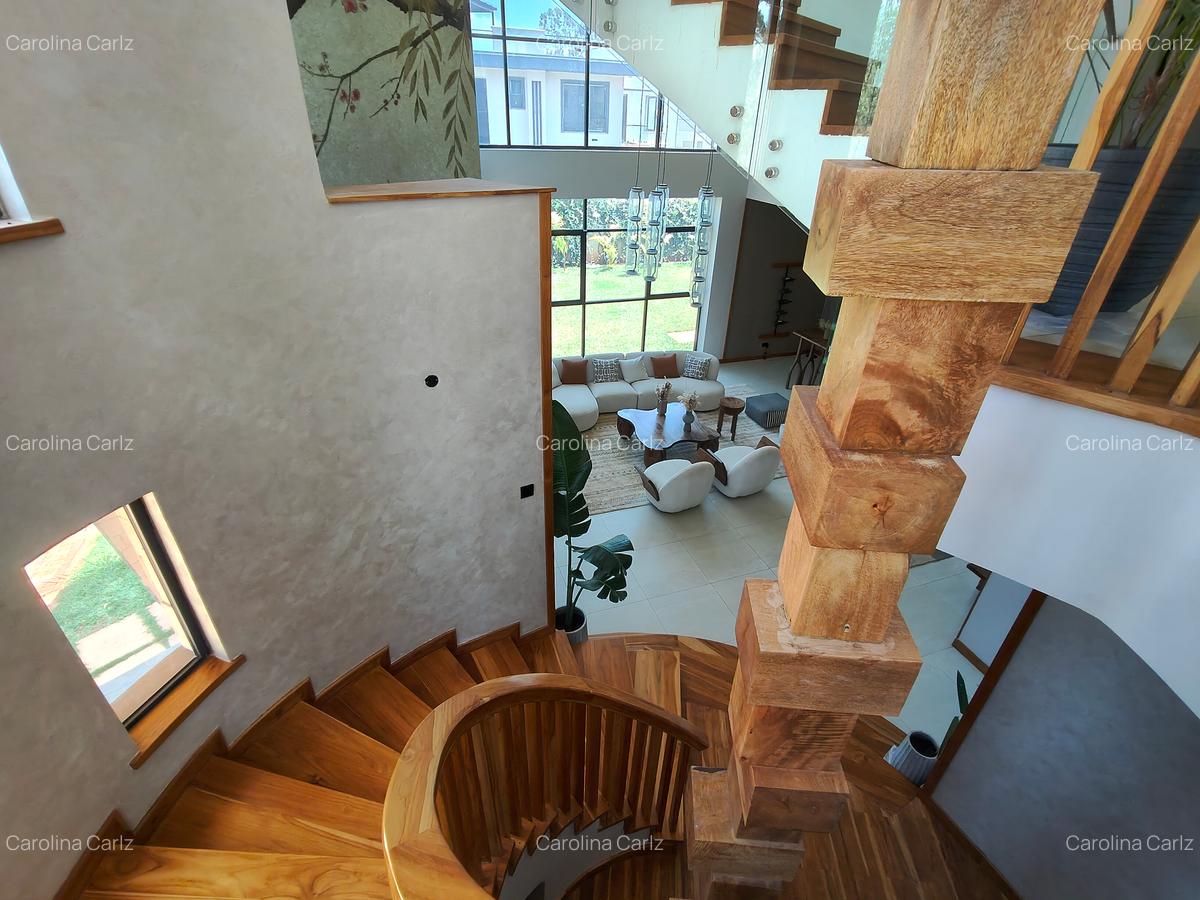 5 Bed Villa with En Suite at Loresho - 8