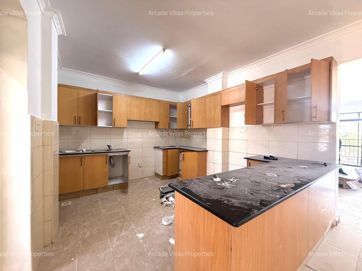 4 Bed Apartment with En Suite in Kileleshwa - 3