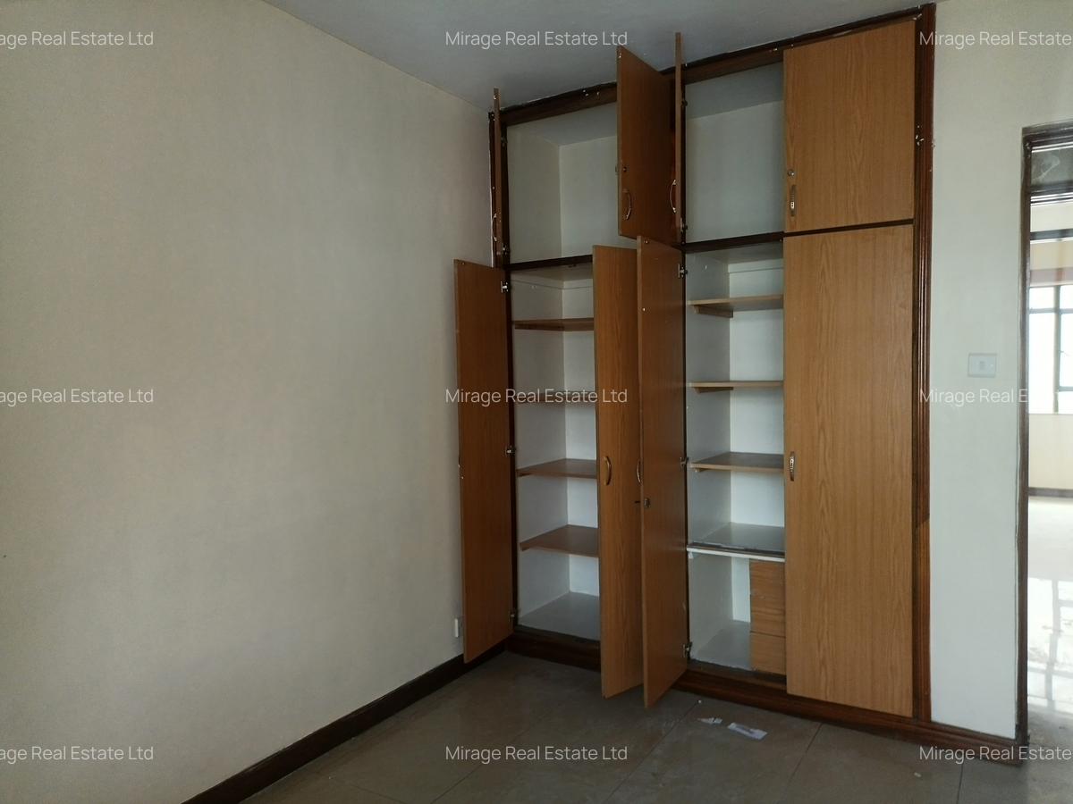 Office in Kilimani - 8