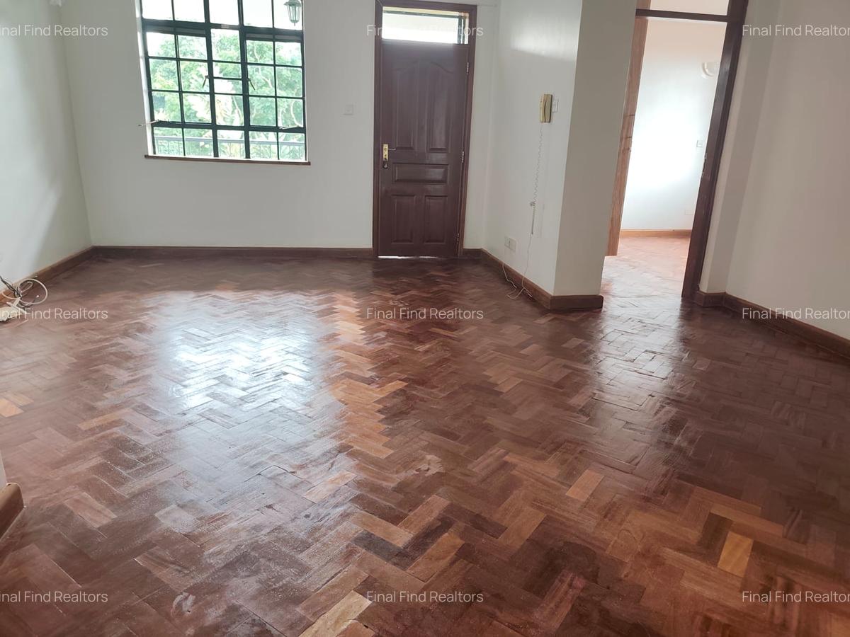 4 Bed Townhouse with En Suite in Kitisuru - 8