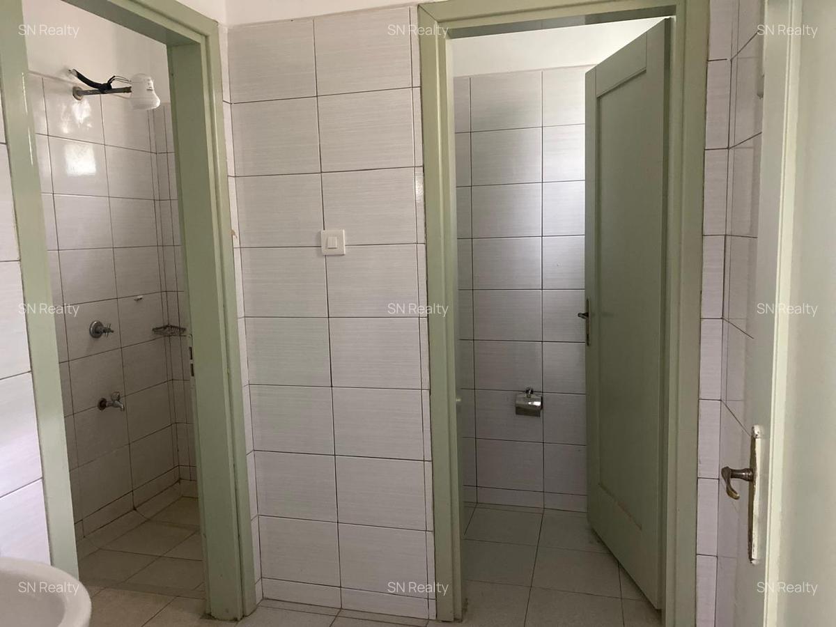 3 Bed Villa with En Suite at Grevillea Grove - 19