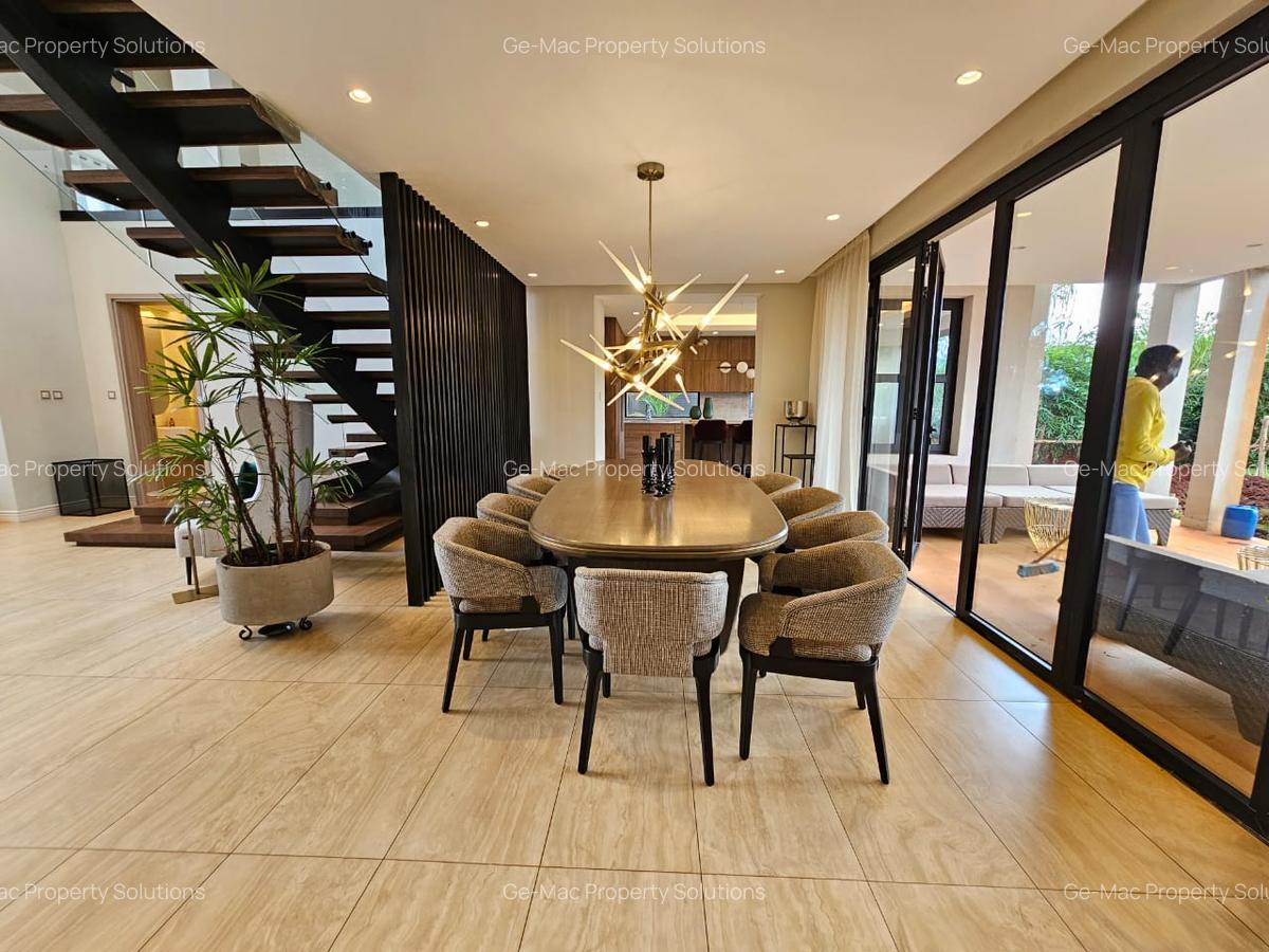 4 Bed House with En Suite in Runda - 15